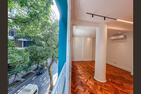 Apartamento à venda com 120m², 3 quartos e 1 vaga Apartamento à venda com 120m², 3 quartos e 1 vagaSala - vista