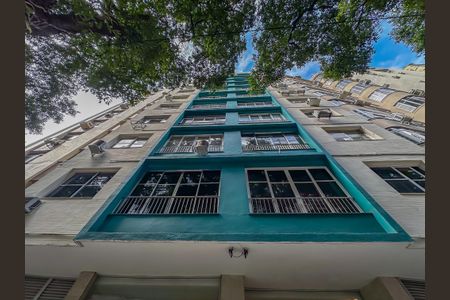 Apartamento à venda com 120m², 3 quartos e 1 vaga Apartamento à venda com 120m², 3 quartos e 1 vagaFachada