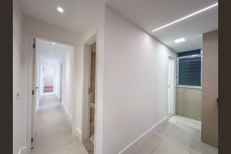 Apartamento à venda com 120m², 3 quartos e 1 vaga Apartamento à venda com 120m², 3 quartos e 1 vagaCorredor