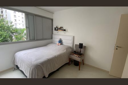 Apartamento à venda com 114m², 3 quartos e 2 vagas Apartamento à venda com 114m², 3 quartos e 2 vagasQuarto