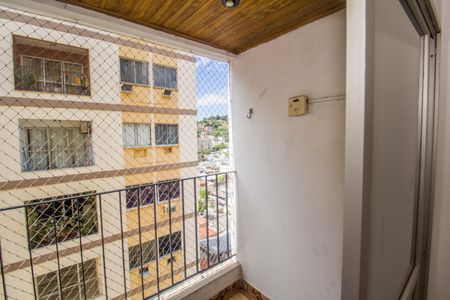 Sala de apartamento para alugar com 3 quartos, 65m² em Vila Valqueire, Rio de Janeiro