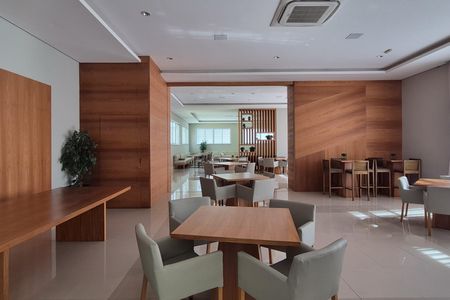 Apartamento à venda com 141m², 2 quartos e 4 vagasÁrea comum - Salão de festas