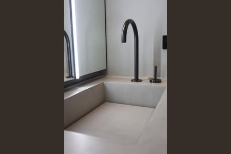 Apartamento à venda com 141m², 2 quartos e 4 vagasBanheiro da Suíte 2