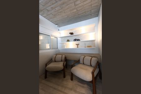 Apartamento à venda com 141m², 2 quartos e 4 vagasEscritório