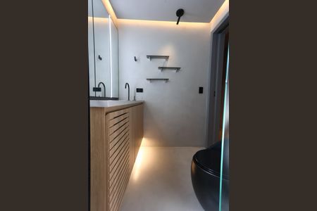 Apartamento à venda com 141m², 2 quartos e 4 vagasBanheiro da Suíte 2