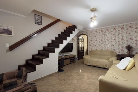 Casa para alugar com 300m², 3 quartos e 1 vaga Casa para alugar com 300m², 3 quartos e 1 vagaSala