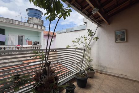 Casa para alugar com 300m², 3 quartos e 1 vaga Casa para alugar com 300m², 3 quartos e 1 vagaVaranda do Quarto 2