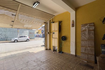 Casa para alugar com 300m², 3 quartos e 1 vaga Casa para alugar com 300m², 3 quartos e 1 vagaGaragem