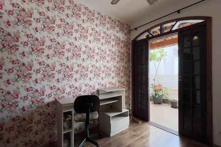 Casa para alugar com 300m², 3 quartos e 1 vaga Casa para alugar com 300m², 3 quartos e 1 vagaQuarto 2