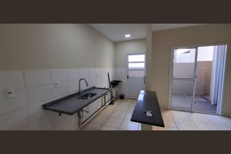 Apartamento para alugar com 43m², 2 quartos e 1 vagaCozinha e Área de Serviço