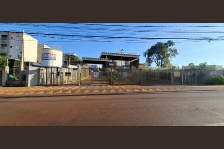 Apartamento para alugar com 43m², 2 quartos e 1 vagaFachada do Condomínio