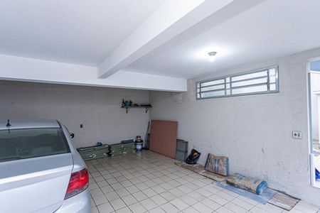 Casa à venda com 163m², 2 quartos e 3 vagasGaragem