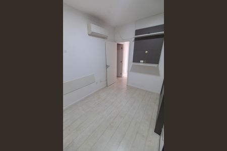 Casa de condomínio à venda com 200m², 3 quartos e 2 vagasQUARTO 2