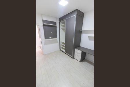 Casa de condomínio à venda com 200m², 3 quartos e 2 vagas Casa de condomínio à venda com 200m², 3 quartos e 2 vagasQUARTO 2