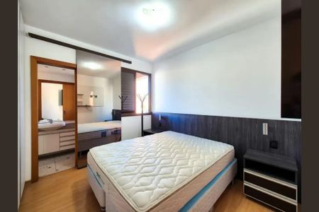 Apartamento para alugar com 120m², 3 quartos e 2 vagas