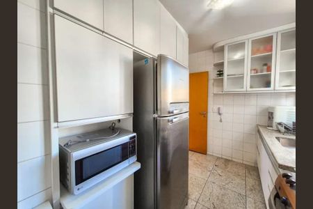 Apartamento para alugar com 3 quartos, 120m² em Santo Antônio, Belo Horizonte