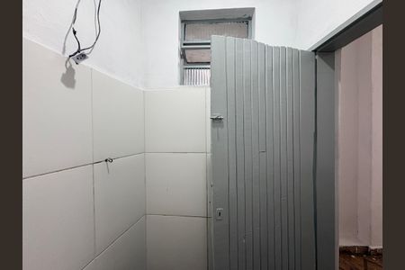 Casa para alugar com 45m², 1 quarto e sem vaga Casa para alugar com 45m², 1 quarto e sem vagaBanheiro