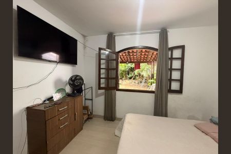 Casa à venda com 3 quartos, 360m² em Industrial, Contagem