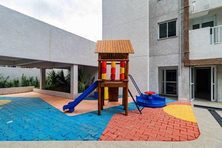 Apartamento para alugar com 38m², 2 quartos e 1 vaga Apartamento para alugar com 38m², 2 quartos e 1 vagaÁrea comum - Playground