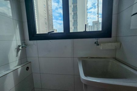 Apartamento para alugar com 70m², 2 quartos e 2 vagas