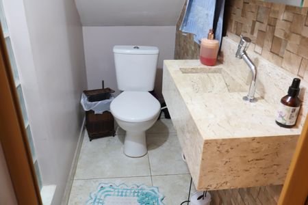 Casa à venda com 172m², 3 quartos e 3 vagasLavabo