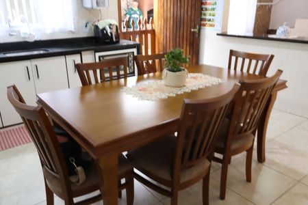Casa à venda com 172m², 3 quartos e 3 vagasCozinha