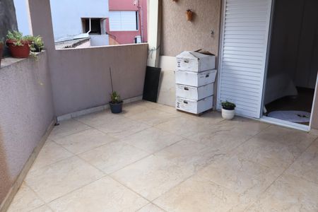 Casa à venda com 172m², 3 quartos e 3 vagasVaranda quarto 1