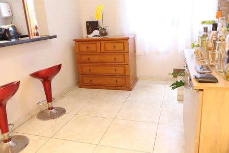 Casa à venda com 172m², 3 quartos e 3 vagasCozinha