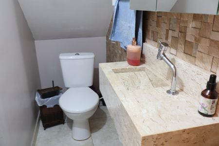 Casa à venda com 172m², 3 quartos e 3 vagasLavabo