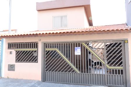 Casa à venda com 172m², 3 quartos e 3 vagasFachada e portão