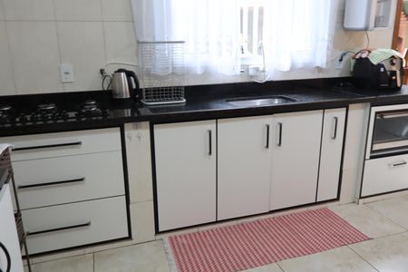Casa à venda com 172m², 3 quartos e 3 vagasCozinha