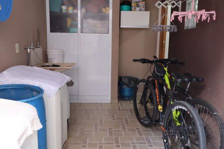 Casa à venda com 172m², 3 quartos e 3 vagasÁrea de Serviço