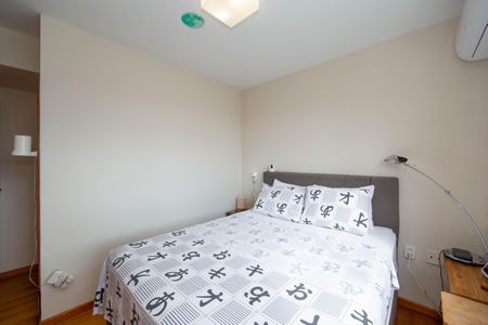 Apartamento à venda com 200m², 3 quartos e 4 vagasQUARTO3