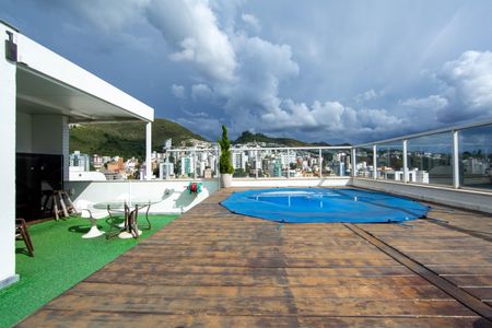 Apartamento à venda com 200m², 3 quartos e 4 vagasCOBERTURA