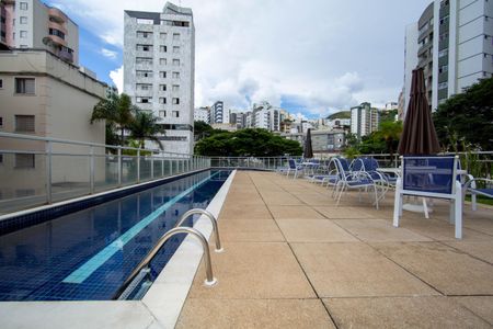 Apartamento à venda com 200m², 3 quartos e 4 vagasPISCINA