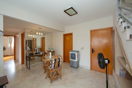 Apartamento à venda com 200m², 3 quartos e 4 vagasSALA