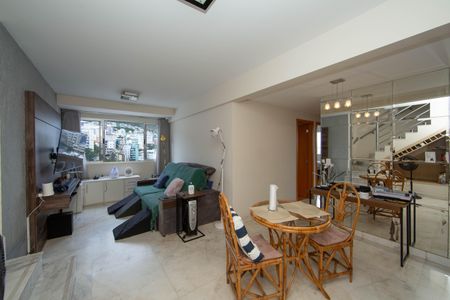 Apartamento à venda com 200m², 3 quartos e 4 vagasSALA