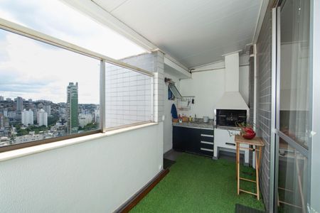 Apartamento à venda com 200m², 3 quartos e 4 vagasCOBERTURA