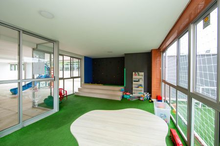 Apartamento à venda com 200m², 3 quartos e 4 vagasBRINQUEDOTECA