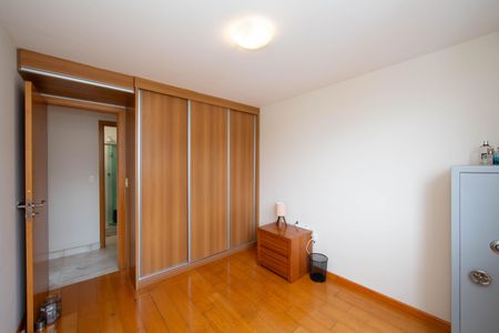 Apartamento à venda com 200m², 3 quartos e 4 vagasQUARTO1