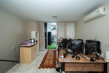 Apartamento à venda com 200m², 3 quartos e 4 vagasSALA