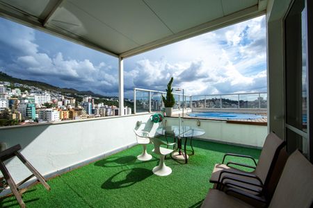 Apartamento à venda com 200m², 3 quartos e 4 vagasCOBERTURA