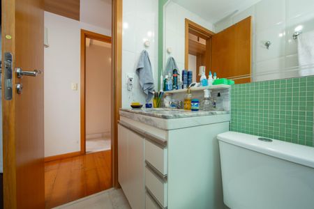 Apartamento à venda com 200m², 3 quartos e 4 vagasBANHEIRO2