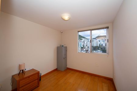 Apartamento à venda com 200m², 3 quartos e 4 vagasQUARTO1