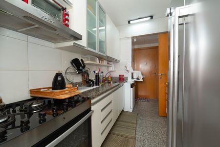 Apartamento à venda com 200m², 3 quartos e 4 vagasCOZINHA