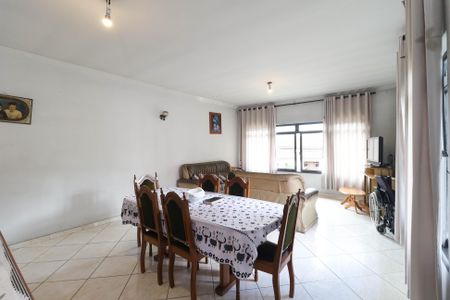 Casa à venda com 312m², 3 quartos e 7 vagasSala