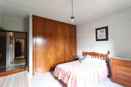 Casa à venda com 312m², 3 quartos e 7 vagasQuarto 2