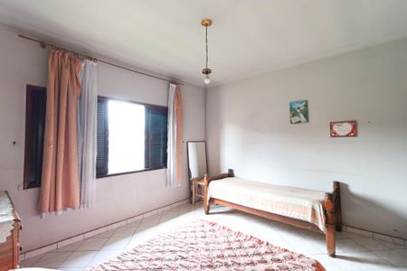 Casa à venda com 312m², 3 quartos e 7 vagasQuarto 2