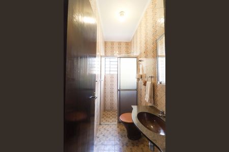 Casa à venda com 312m², 3 quartos e 7 vagasBanheiro social