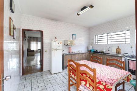 Casa à venda com 312m², 3 quartos e 7 vagasCozinha